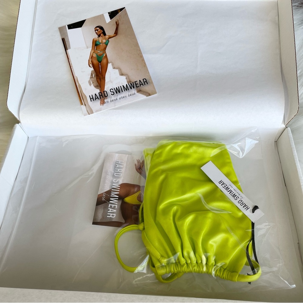 Hard Swimwear MIA Halter Wrap-Around Bikini Top NWT - Picture 3 of 7